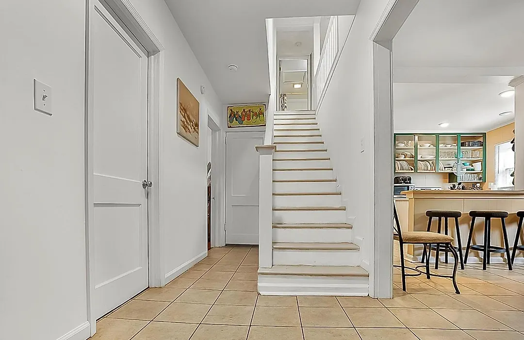 The Margaritaville House! Sleeps 13! Ocean Views And Rooftop Deck-1